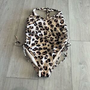 kona Sol Cheetah Print Medium Coverage One Piece Swim Suit Size L